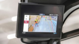 Linde MH-i Linde Reverse Assist Camera ekraan näitab sõiduki taga olevat ümbrust.