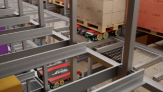 QR-koodid on kinnitatud riiulite külgedele.